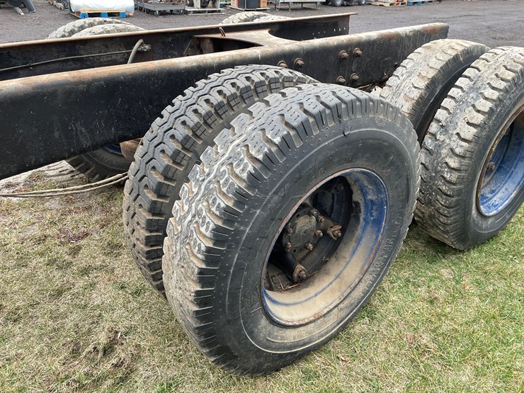#1250-•-1963-mack-b53s-cab-and-chassis-(has-wi-title)-image-22
