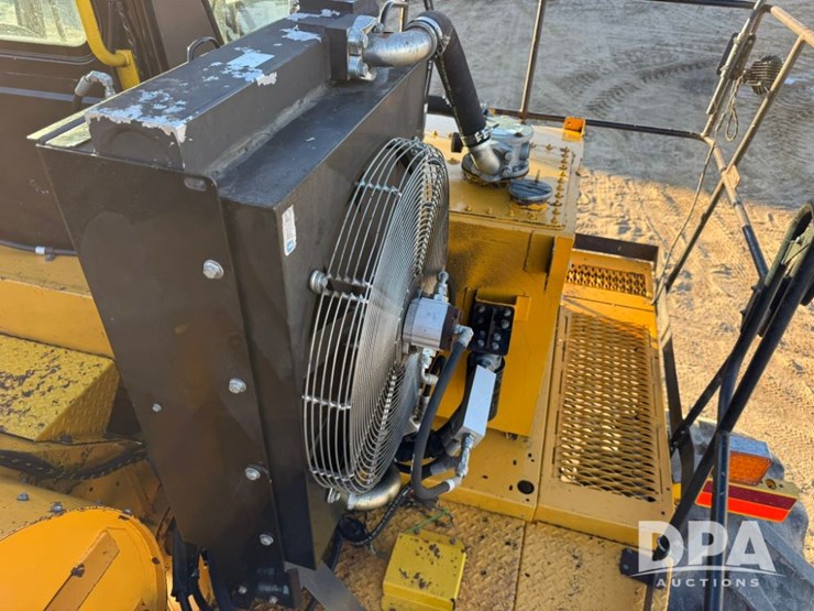 2012-oxbo-8435-image-51