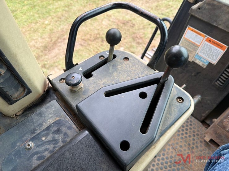 caterpillar-973c-image-11