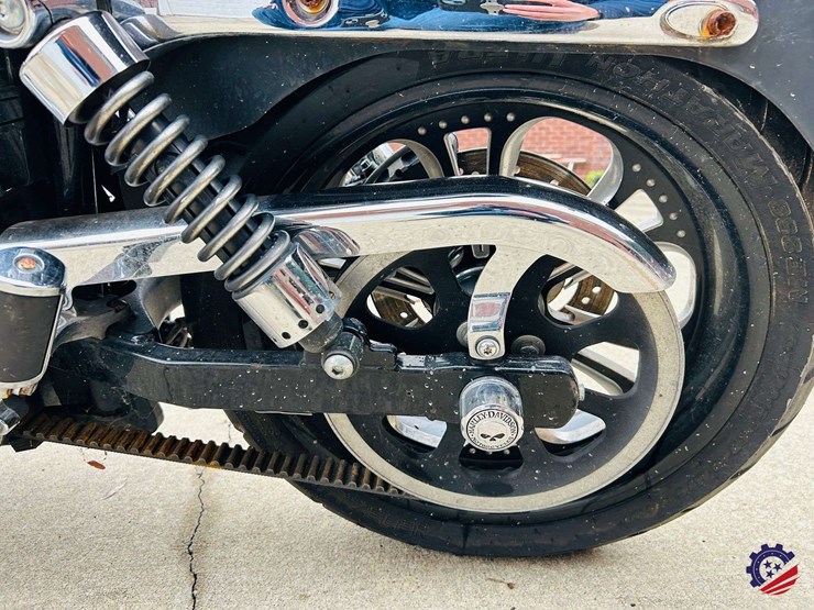 2006-harley-davidson-fxdb-dyna-street-bob-motorcycle-image-25