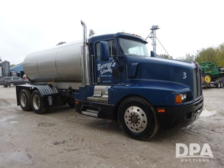 1990-kenworth-liquid-nurse-truck-(pz14113)-image-8