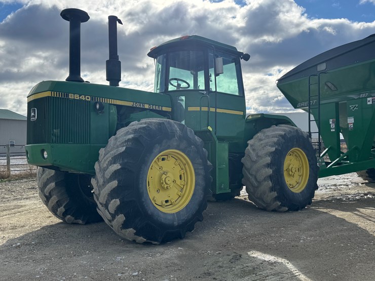john-deere-8640-image-1