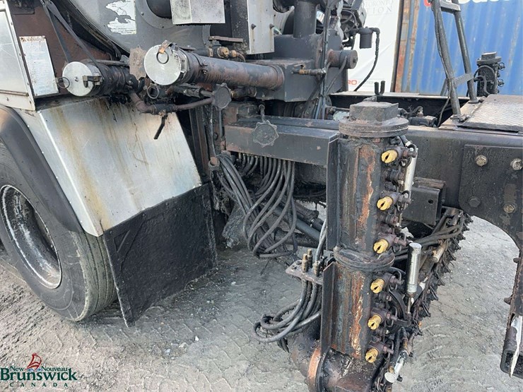 2000-international-2574-image-18