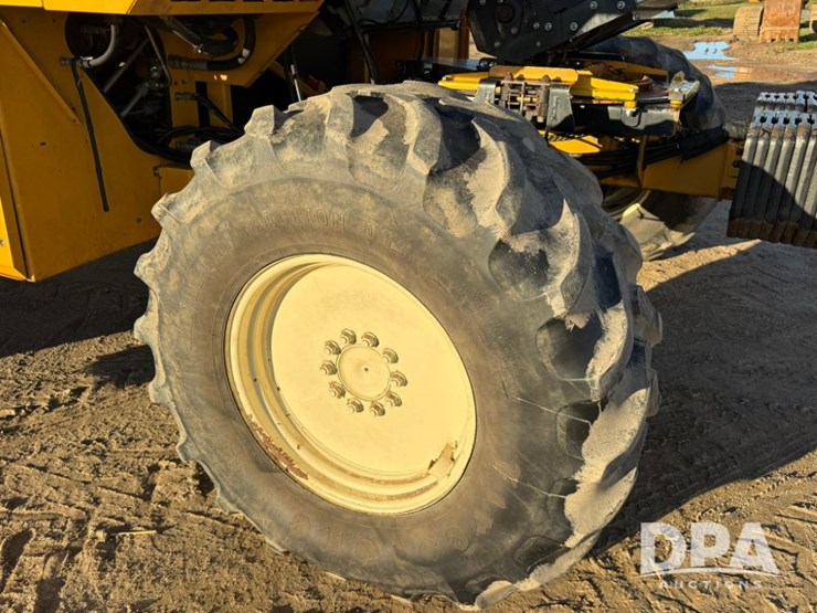 2012-oxbo-8435-image-16