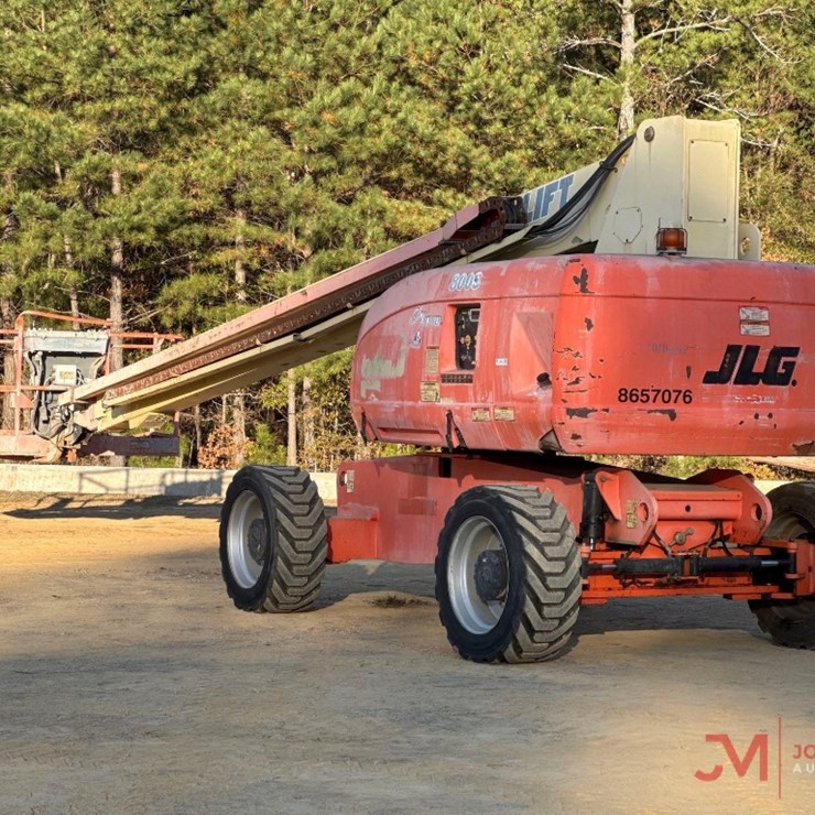 2007 JLG 800S