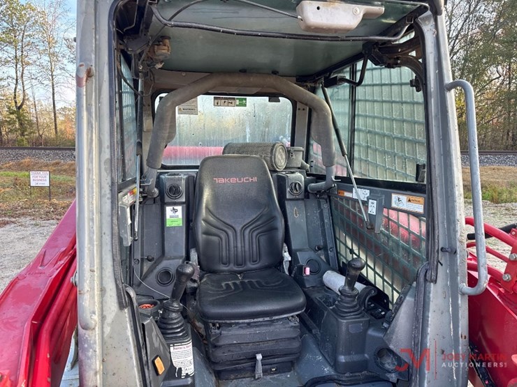 takeuchi-tl12v2-image-10