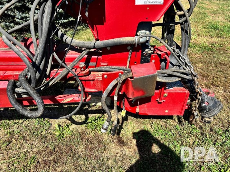 2012-case-ih-1240-image-32