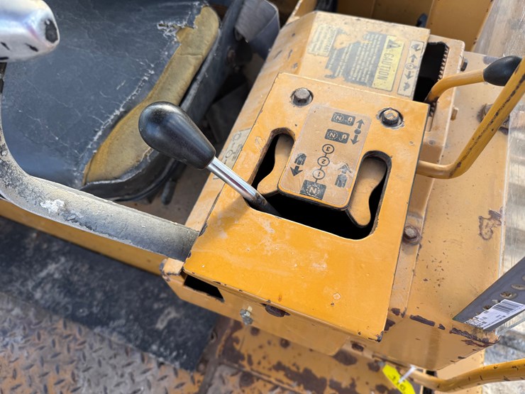 #116-•-dresser-buldozer-image-13