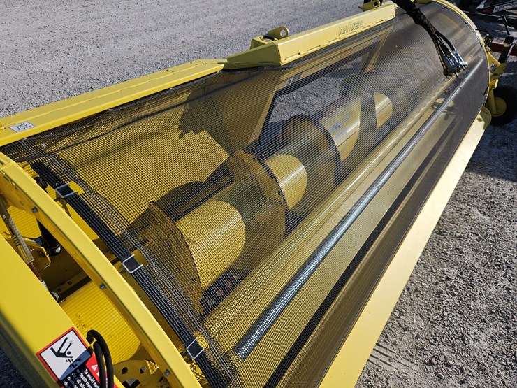 2019-john-deere-659-image-2