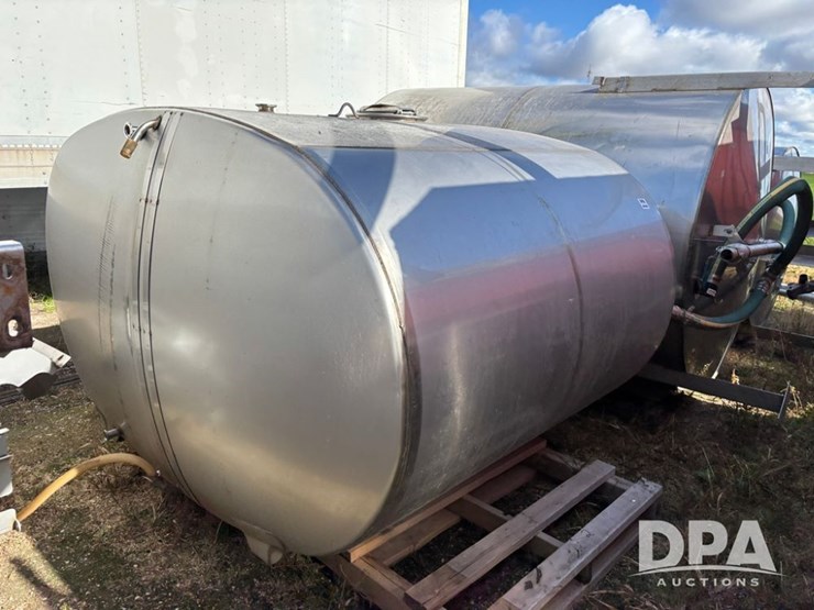 2011-mid-state-tank-(dr12608)-image-2