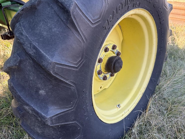 john-deere-8820-image-5