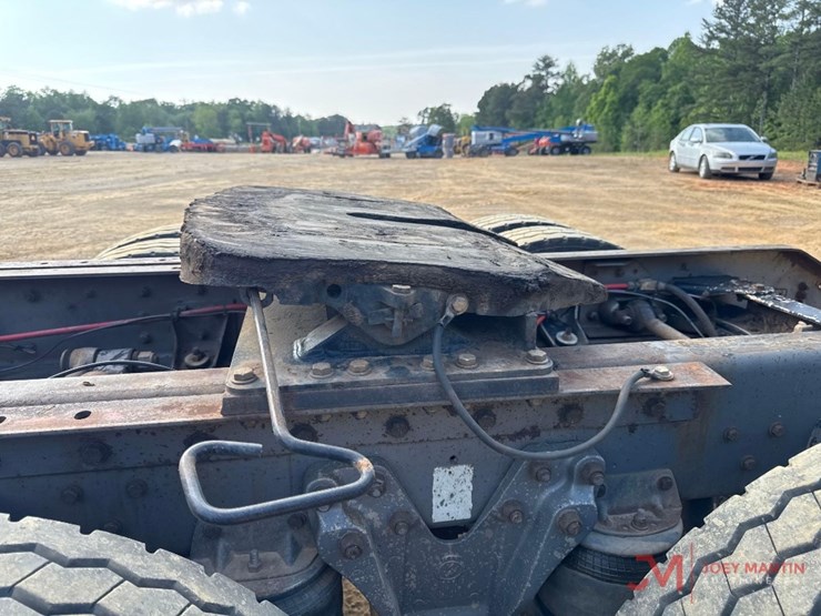 1997-kenworth-day-cab-truck-tractor-image-7