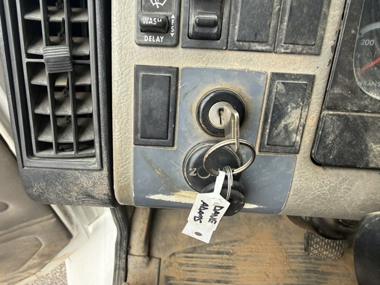 2002-caterpillar-3126-image-90