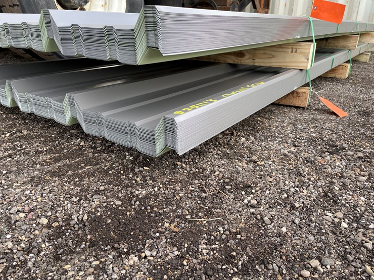 #1240-•-12'-sheets-of-steel-siding-image-1