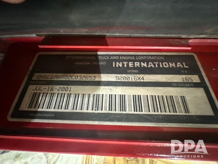 2002-caterpillar-10-image-8