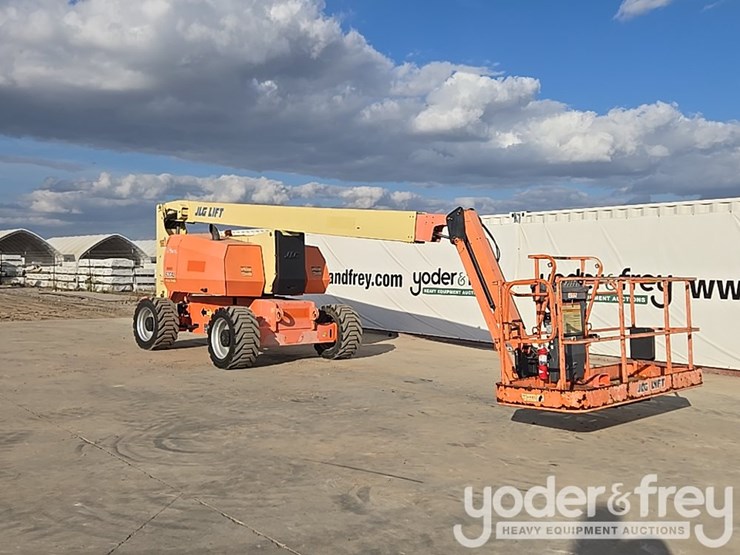 2014-jlg-800aj-image-3