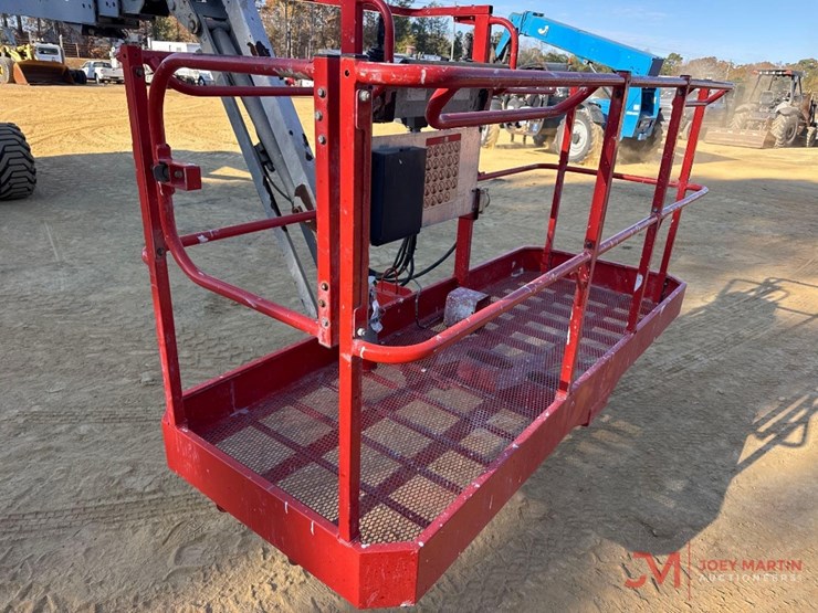 2017-skyjack-sj86t-image-11