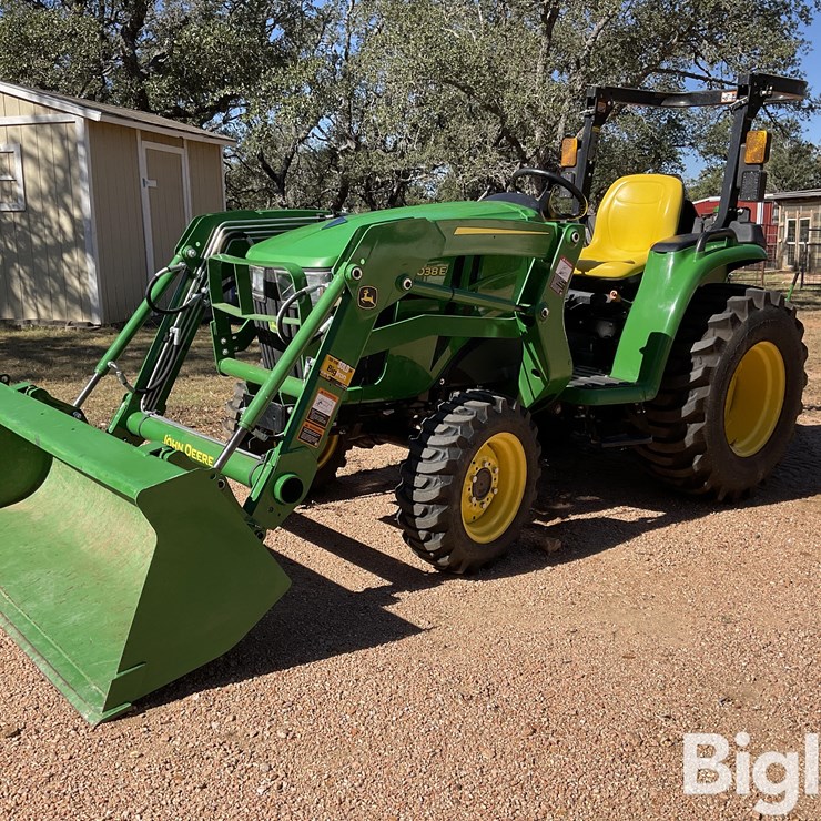2022 JOHN DEERE 3038E
