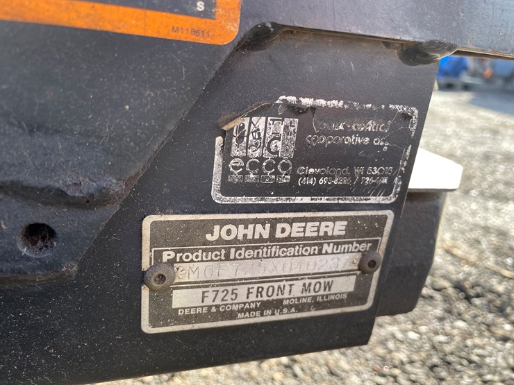 john-deere-f725-image-21