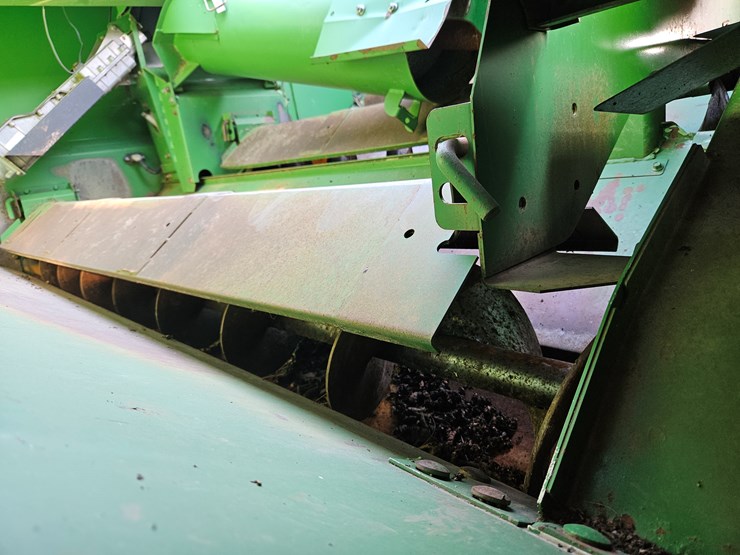 2005-john-deere-9860-sts-image-15