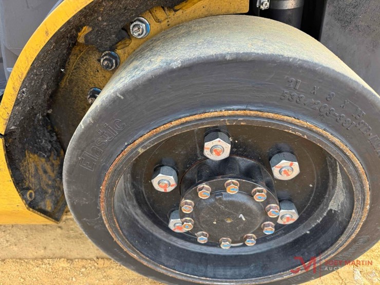 2022-caterpillar-2c6000-image-12