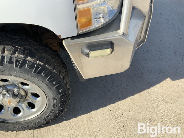 2013-chevrolet-silverado-1500-lt-image-12