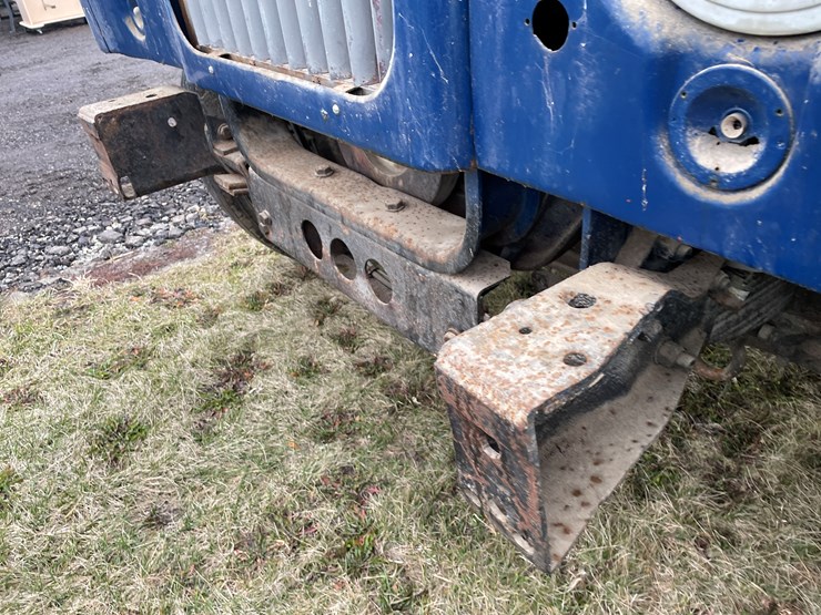 #1250-•-1963-mack-b53s-cab-and-chassis-(has-wi-title)-image-12