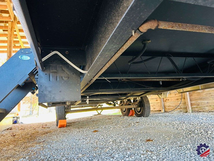 2011-keystone-hornet-platinum-31rbds-t/a-camper-trailer-image-47