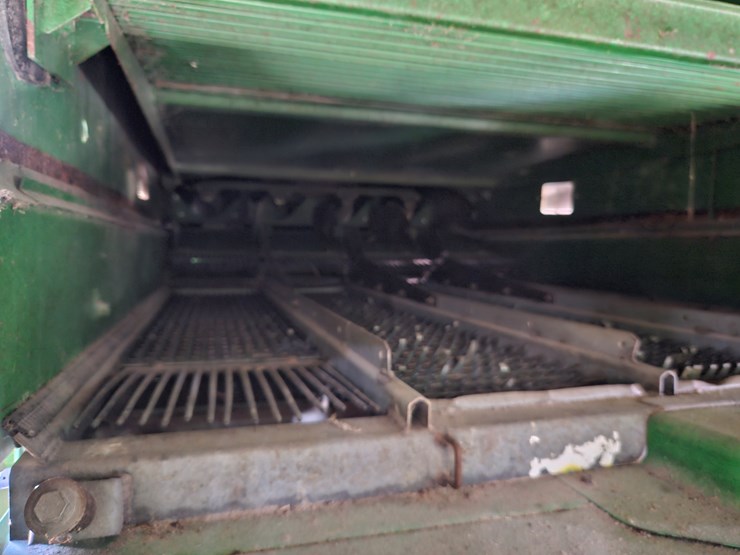 2005-john-deere-9860-sts-image-19