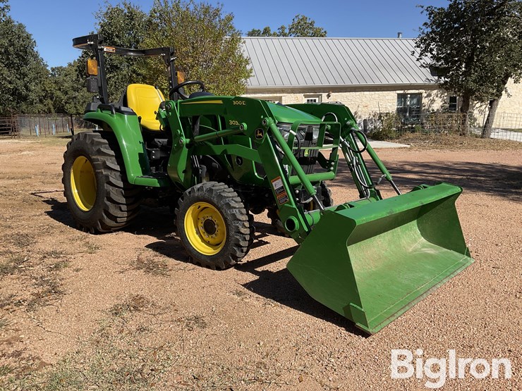 2022-john-deere-3038e-image-3