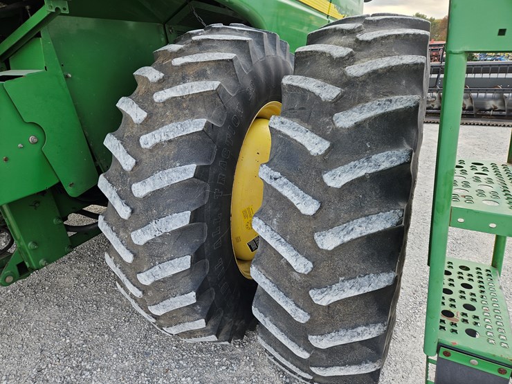 2005-john-deere-9760-sts-image-7