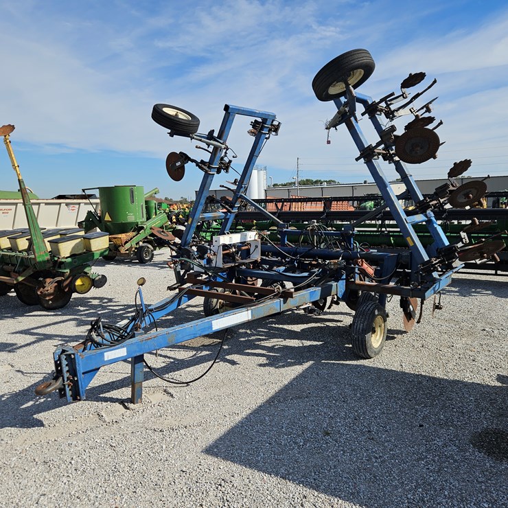 #197841 • 1997 Blu Jet AA Applicator