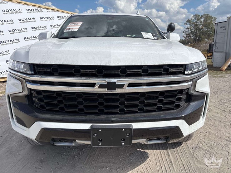 2021-chevrolet-tahoe-image-24