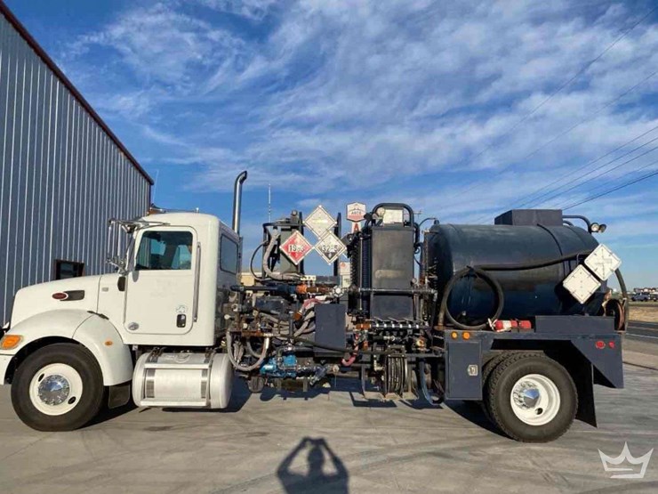 2016-peterbilt-337-image-6