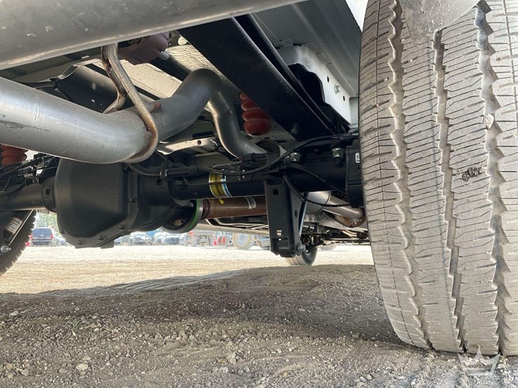 2025-ford-transit-image-27