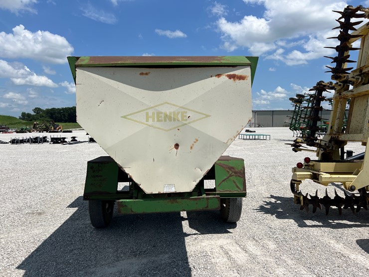 #204609-•-henke-b240-tmr-image-5