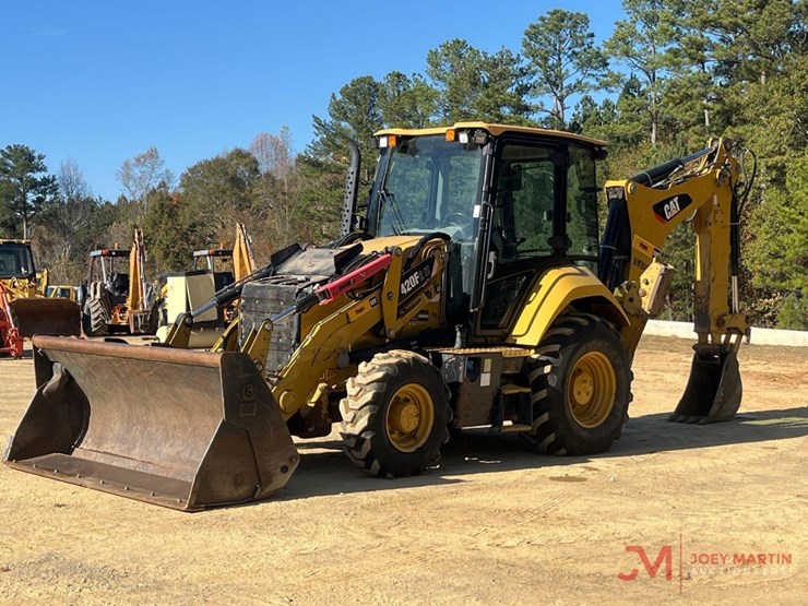 2017-caterpillar-420f-it-image-4