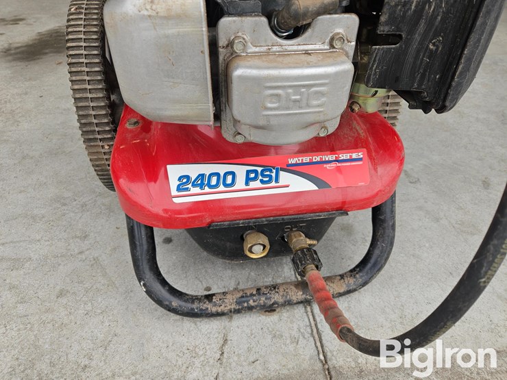 2400-psi-gas-pressure-washer-image-11