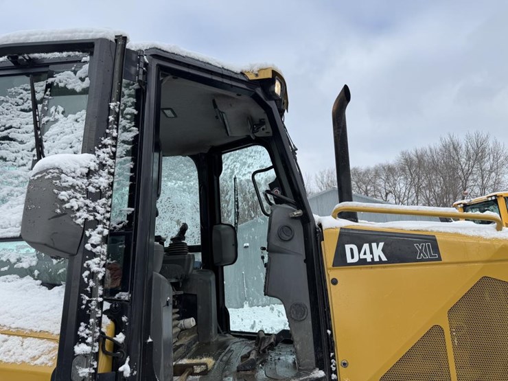 2012-caterpillar-d4k-image-18