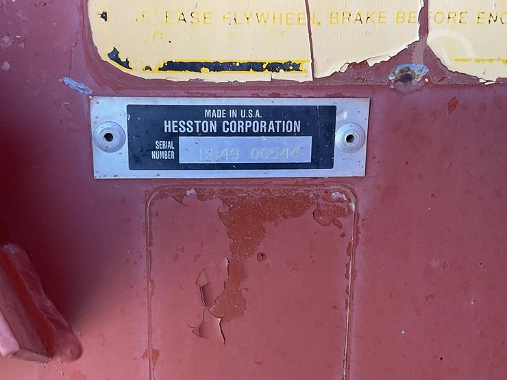 1980-hesston-4900-image-3
