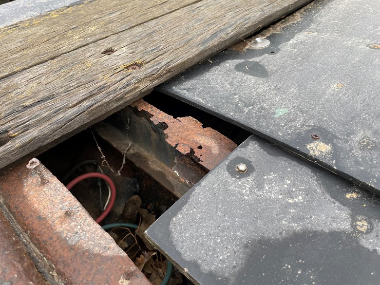 #1056-•-2005-xl60-specialized-38'-lowboy-trailer-(has-wi-title)-image-32