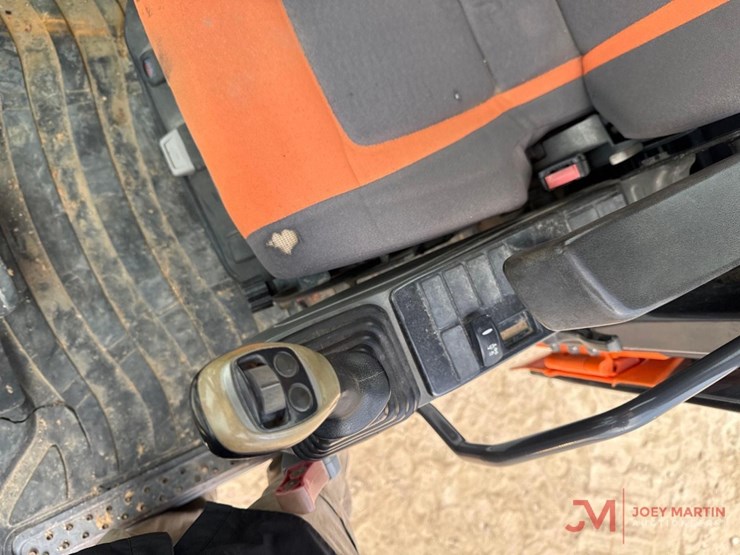 2018-doosan-dx140-lc-5-image-23