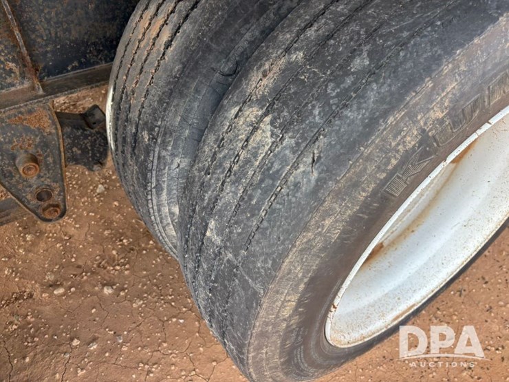 1998-daco-trailer-corp.-dry-tender-trailer-(gp12101,-unit-793)-image-44