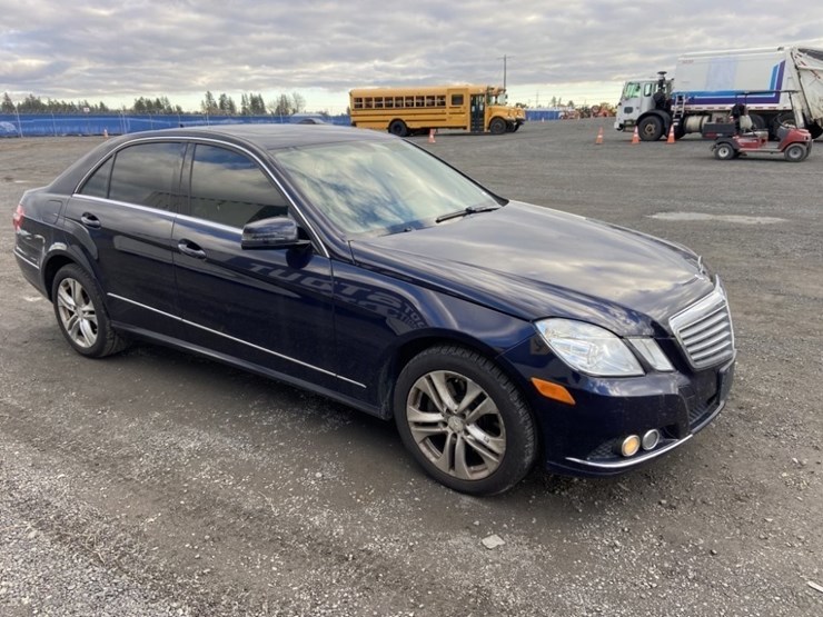 2011-mercedes-benz-e350-awd-sedan-image-7