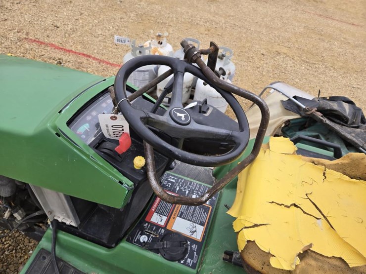 john-deere-445-image-5