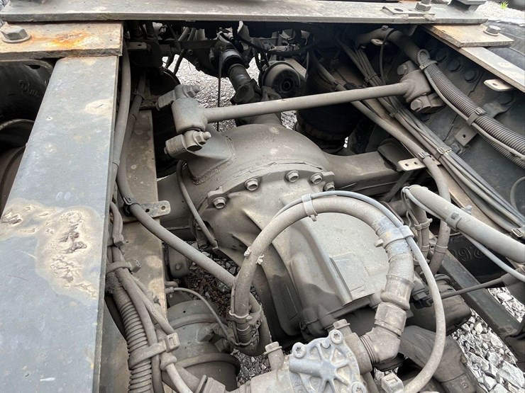 2018-freightliner-cascadia-evolution-t/a-truck-tractor-image-48