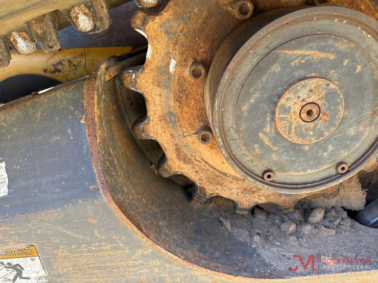 2005-new-holland-lt190b-image-9