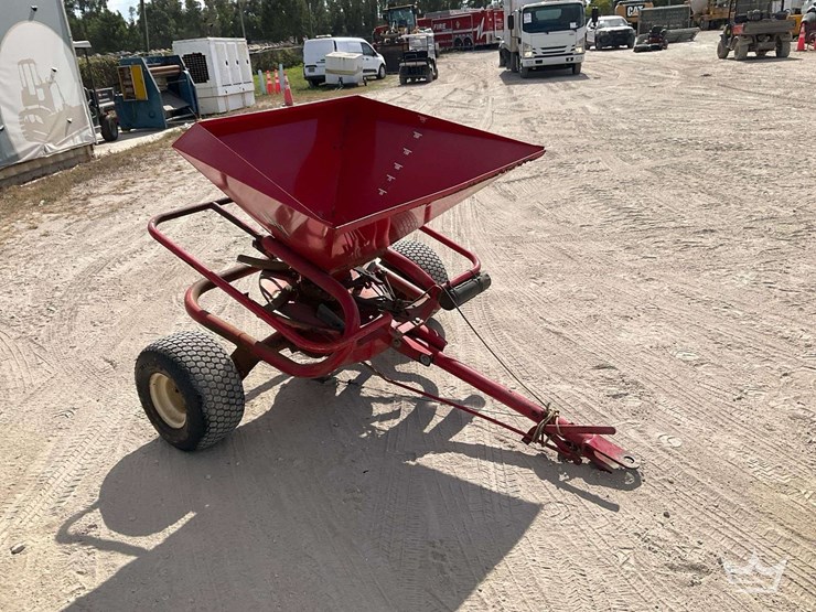 spreader-attachment-image-2