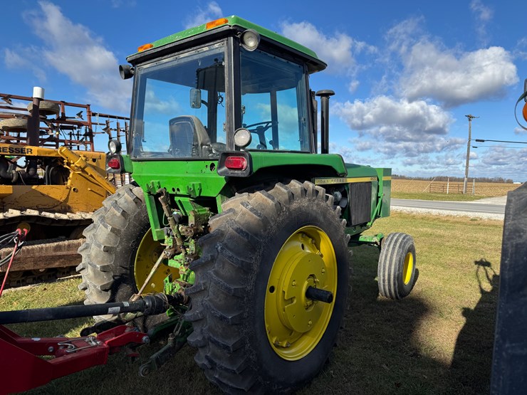 john-deere-4430-image-12