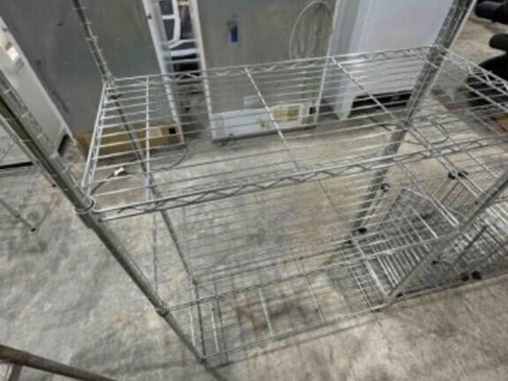 2-metal-wire-shelves-image-3